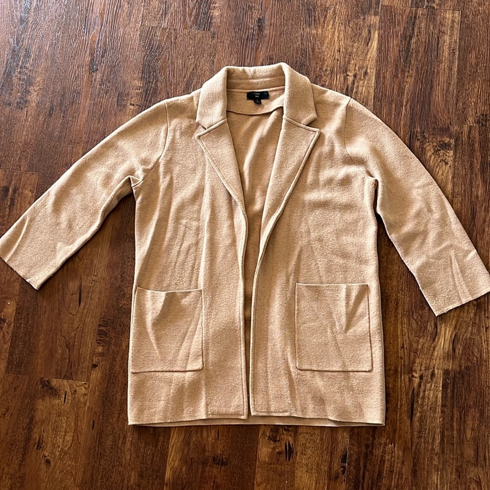 JCREW// thick classic camel collared sweater with pockets